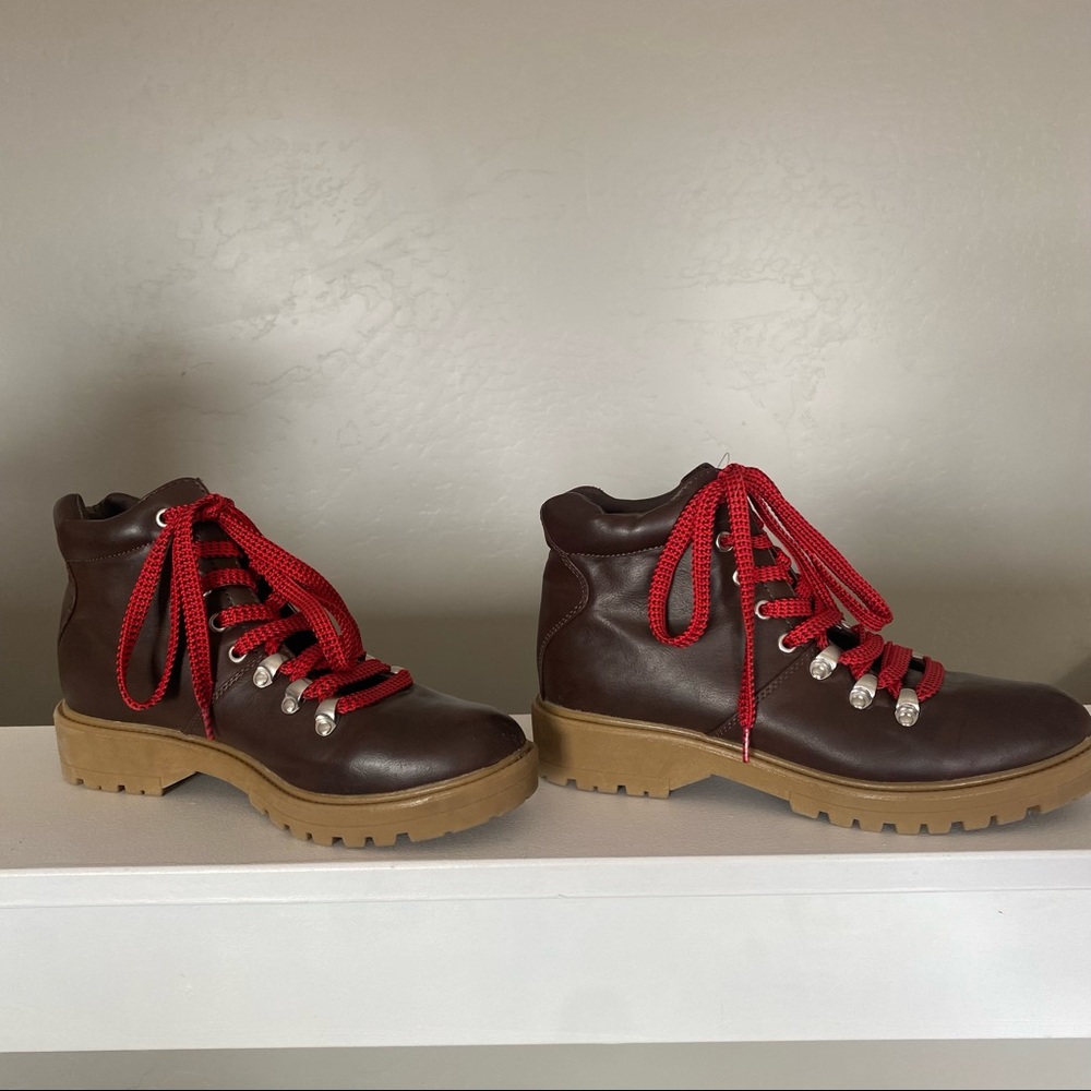 Universal Thread booties - Picture 4 of 6